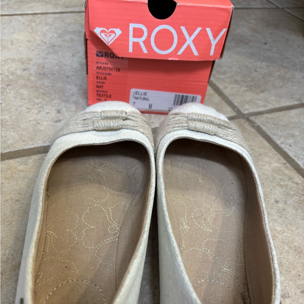 Roxy Size 7 “Ellie” Flats